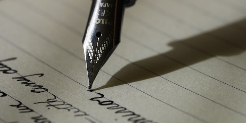 IELTS Writing Task 2: Essay Yazma Rehberi ve Şablonlar